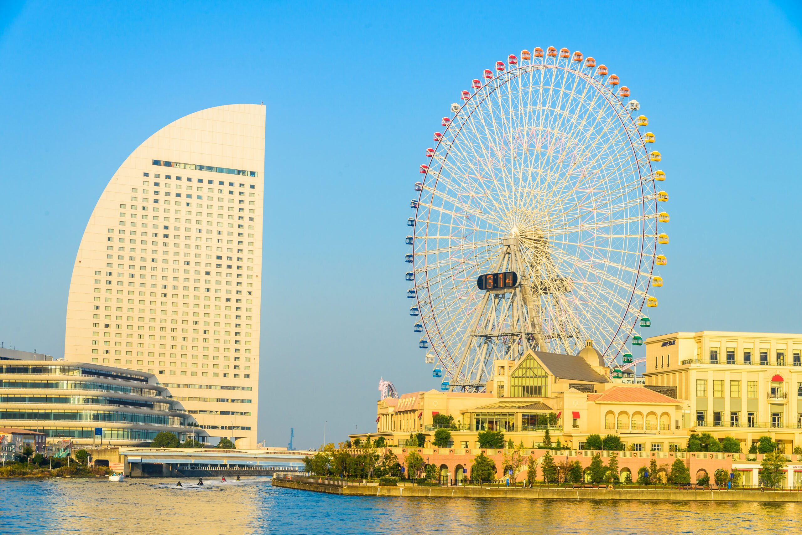 Modern skyline and waterfront view of Doha featuring the iconic Museum of Islamic Art