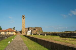 top 10 tourist places near Bentota Sri Lanka including Galle Fort, beaches, temples, and gardens for weddings and travel