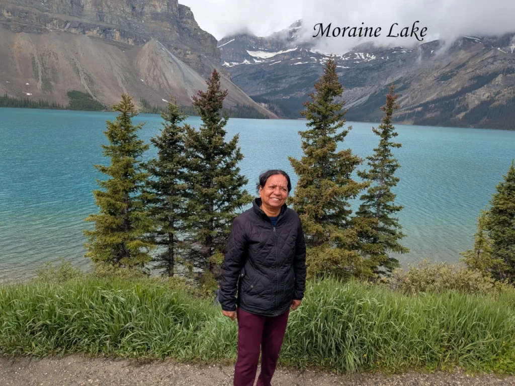 Moraine Lake is a highlight of Banff National Park tours, famous for its turquoise waters, towering mountains, and breathtaking alpine scenery.